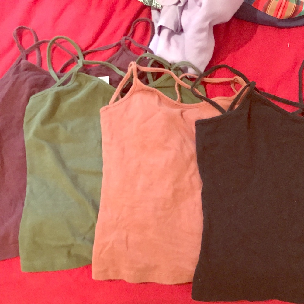 SOLD💕 CHARLOTTE RUSSE CROP TOPS